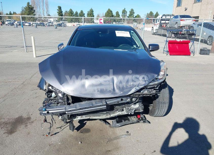 Photo 6 of 2016 Honda Accord EX-L (VIN 1HGCR2F99GA222000)