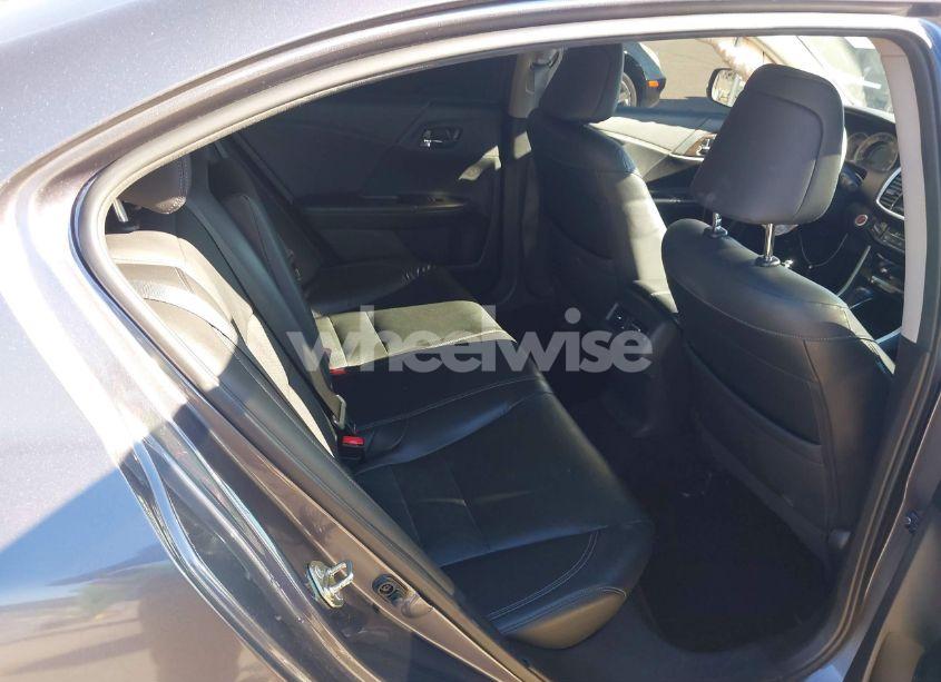 Photo 8 of 2016 Honda Accord EX-L (VIN 1HGCR2F99GA222000)