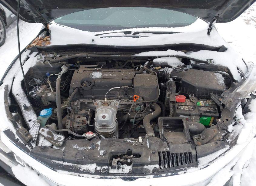 Photo 10 of 2017 Honda Accord EX-L (VIN 1HGCR2F99HA216893)