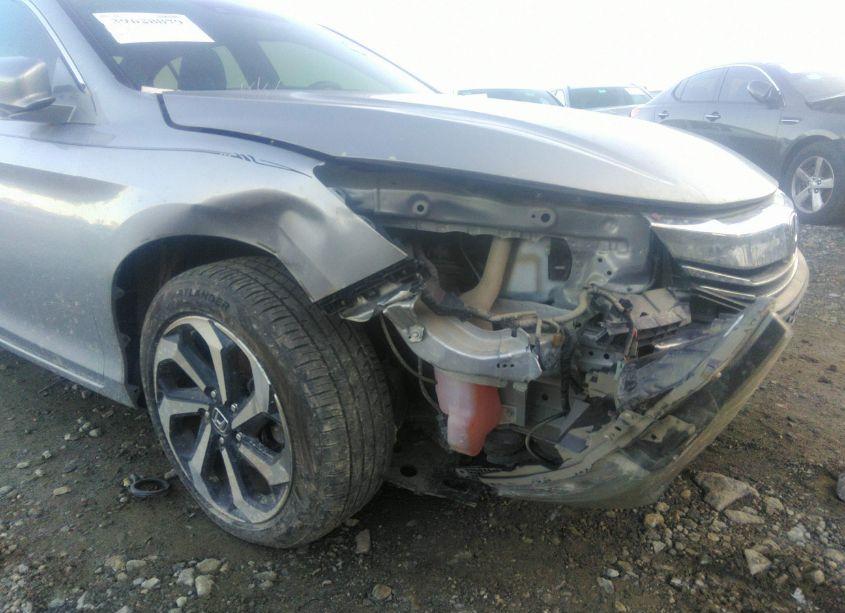 Photo 17 of 2017 Honda Accord EX-L (VIN 1HGCR2F9XHA092309)