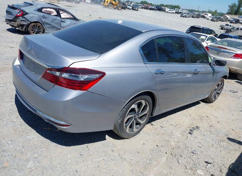 Photo 4 of 2017 Honda Accord EX-L (VIN 1HGCR2F9XHA092309)