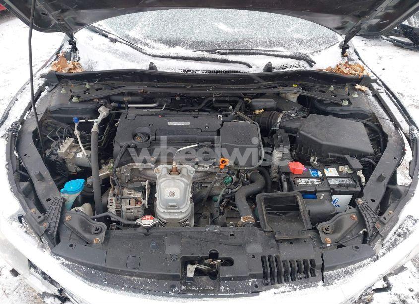 Photo 10 of 2017 Honda Accord EX-L (VIN 1HGCR2F9XHA122425)