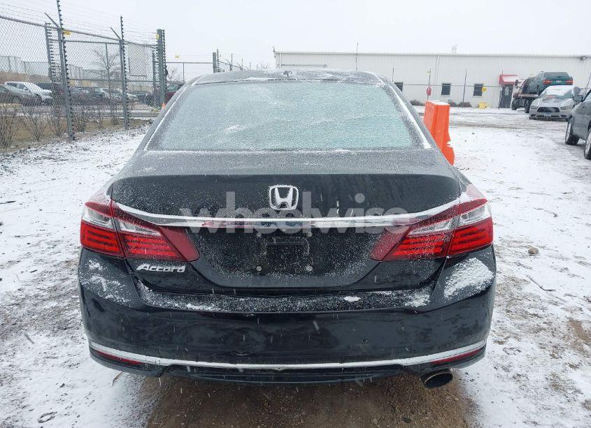 Photo 15 of 2017 Honda Accord EX-L (VIN 1HGCR2F9XHA122425)