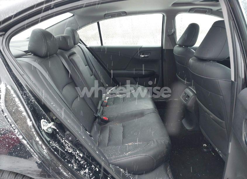 Photo 8 of 2017 Honda Accord EX-L (VIN 1HGCR2F9XHA122425)