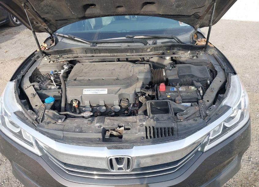 Photo 10 of 2016 Honda Accord EX-L V-6 (VIN 1HGCR3F00GA010397)