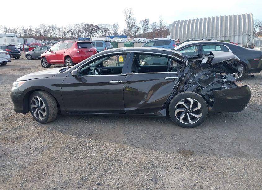 Photo 14 of 2016 Honda Accord EX-L V-6 (VIN 1HGCR3F00GA010397)