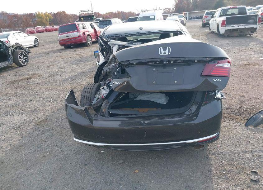 Photo 16 of 2016 Honda Accord EX-L V-6 (VIN 1HGCR3F00GA010397)