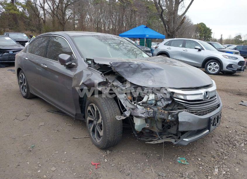 Photo 6 of 2016 Honda Accord EX-L V-6 (VIN 1HGCR3F01GA002728)
