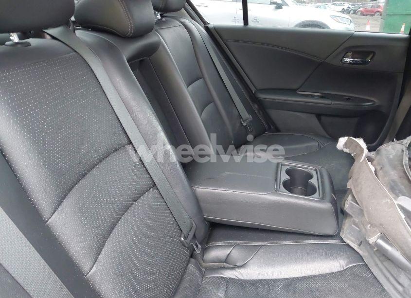 Photo 8 of 2016 Honda Accord EX-L V-6 (VIN 1HGCR3F01GA002728)