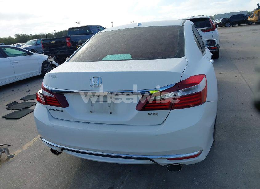 Photo 17 of 2017 Honda Accord EX-L V6 (VIN 1HGCR3F01HA000009)