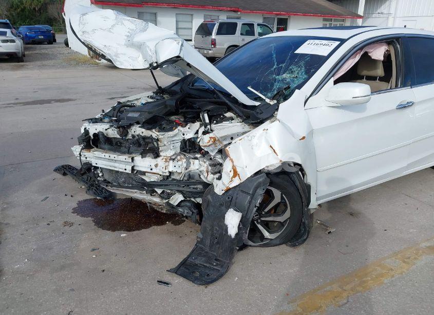 Photo 6 of 2017 Honda Accord EX-L V6 (VIN 1HGCR3F01HA000009)