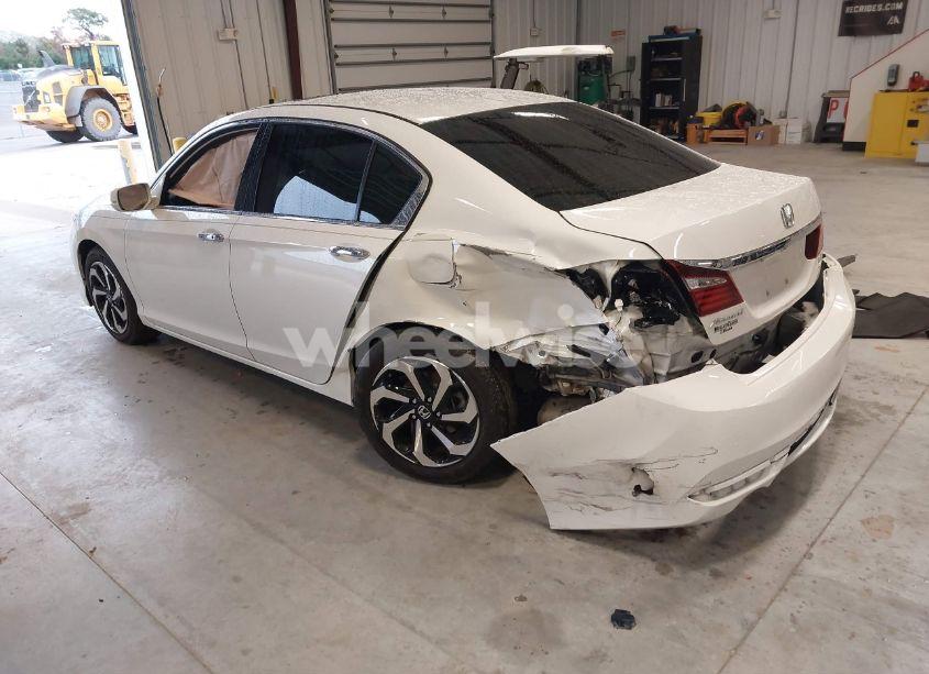 Photo 3 of 2017 Honda Accord EX-L V6 (VIN 1HGCR3F01HA002956)