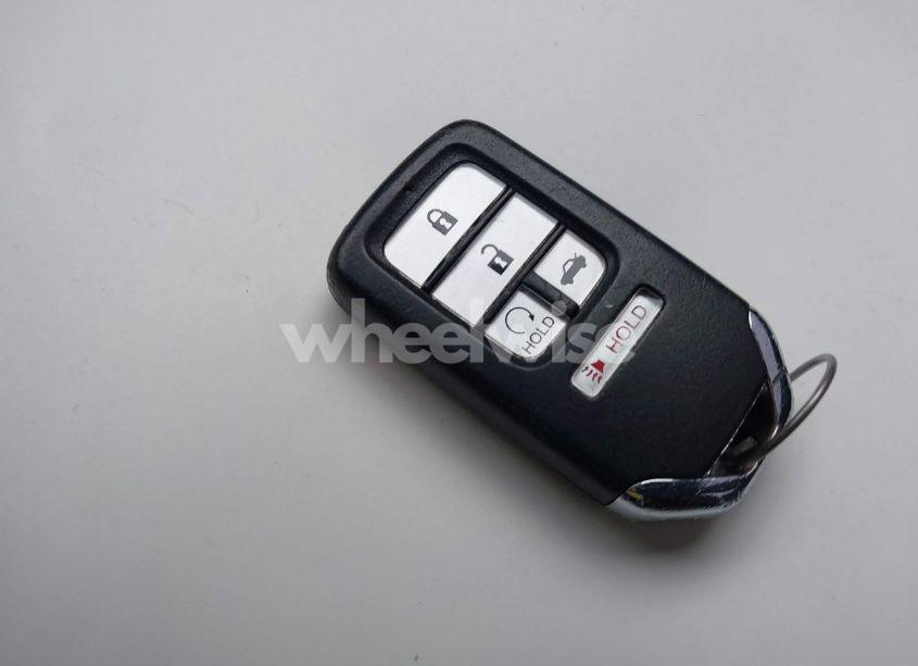 Photo 11 of 2017 Honda Accord EX-L V6 (VIN 1HGCR3F01HA032765)