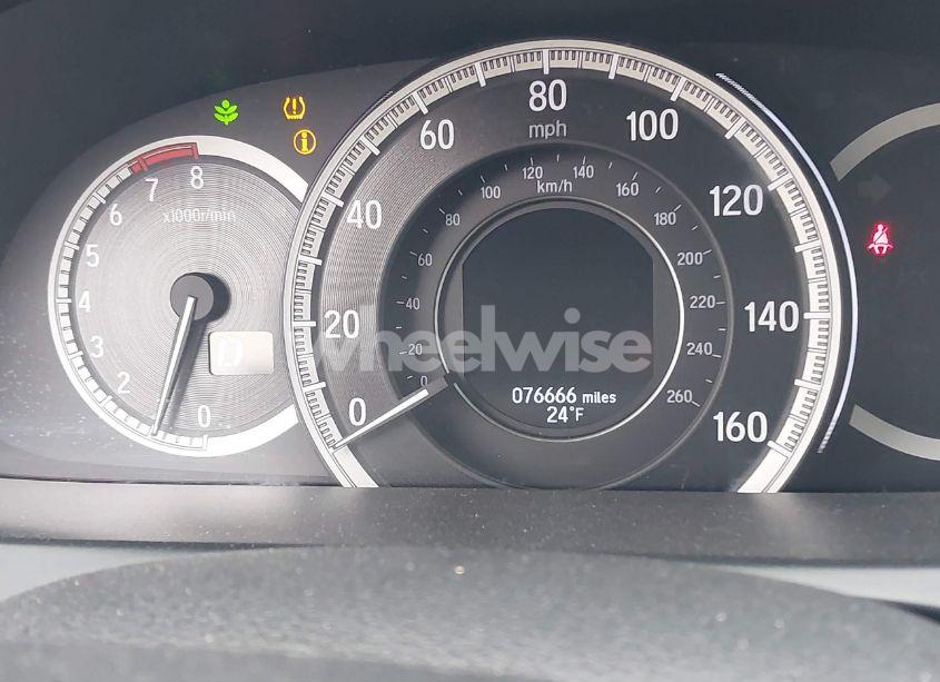 Photo 16 of 2017 Honda Accord EX-L V6 (VIN 1HGCR3F01HA032765)