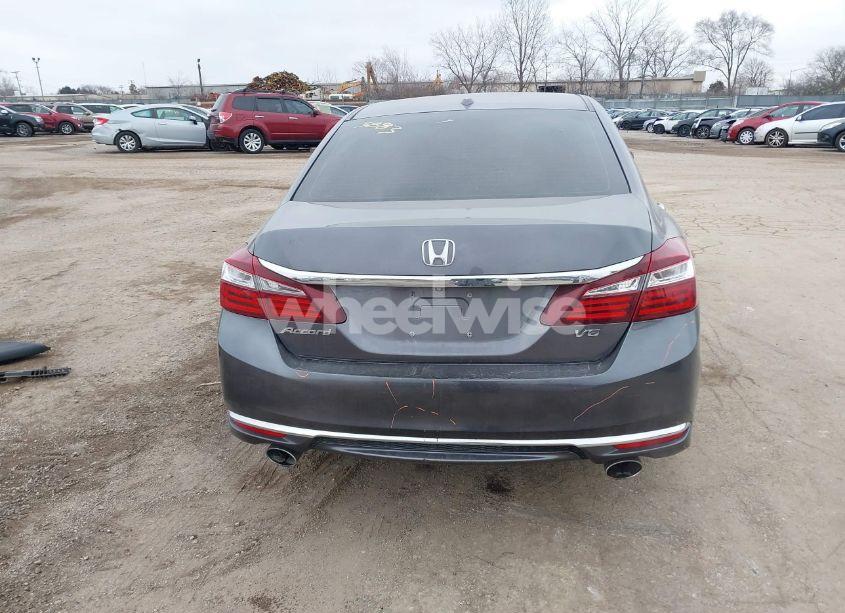 Photo 17 of 2017 Honda Accord EX-L V6 (VIN 1HGCR3F01HA032765)
