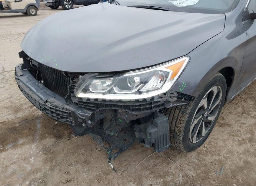 Photo 6 of 2017 Honda Accord EX-L V6 (VIN 1HGCR3F01HA032765)