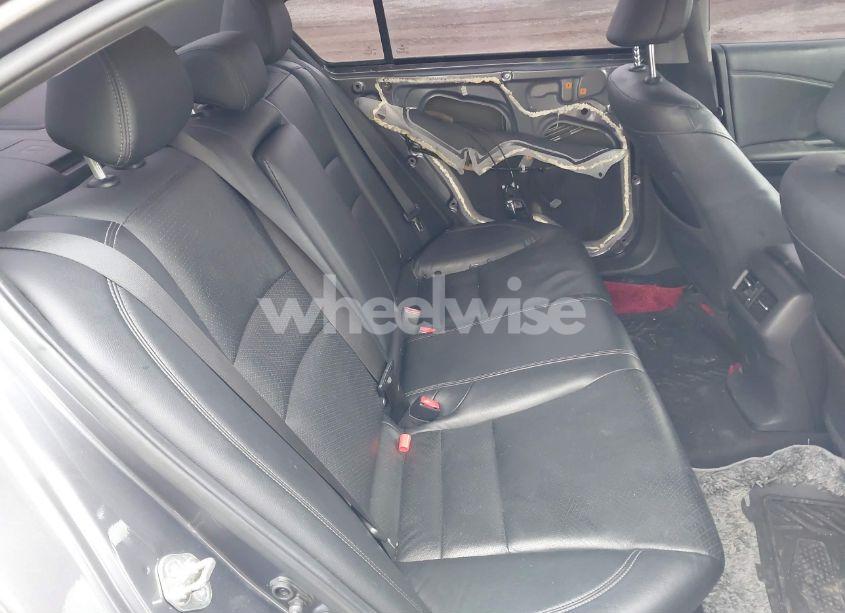 Photo 8 of 2017 Honda Accord EX-L V6 (VIN 1HGCR3F01HA032765)