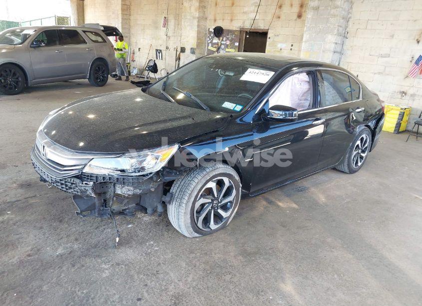 Photo 2 of 2017 Honda Accord EX-L V6 (VIN 1HGCR3F01HA040865)