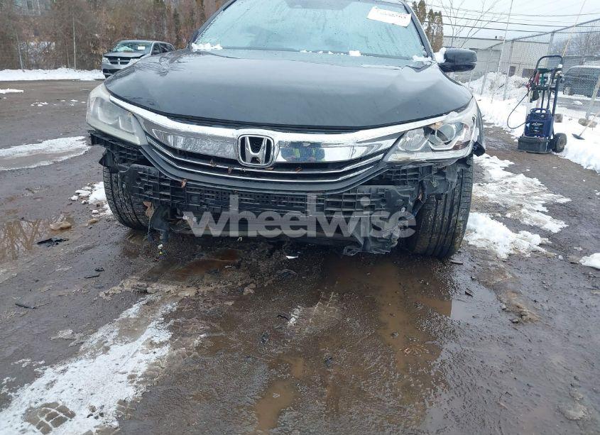 Photo 6 of 2017 Honda Accord EX-L V6 (VIN 1HGCR3F03HA022495)