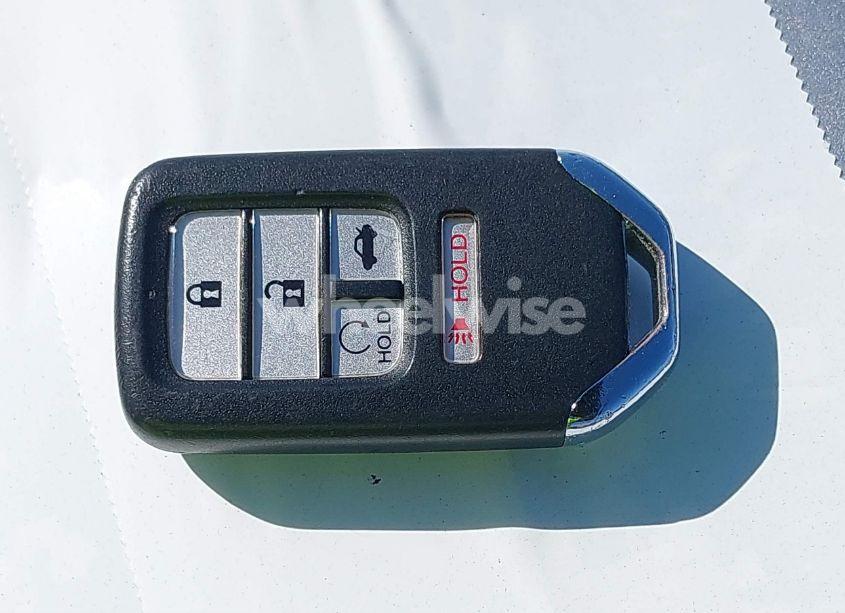 Photo 11 of 2017 Honda Accord EX-L V6 (VIN 1HGCR3F04HA037989)