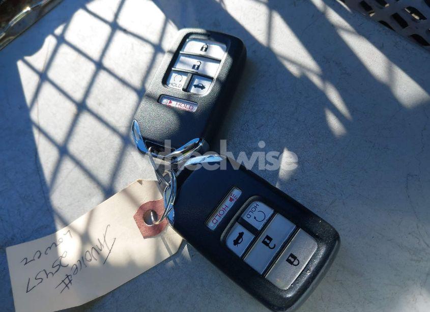 Photo 11 of 2017 Honda Accord EX-L V6 (VIN 1HGCR3F04HA042612)