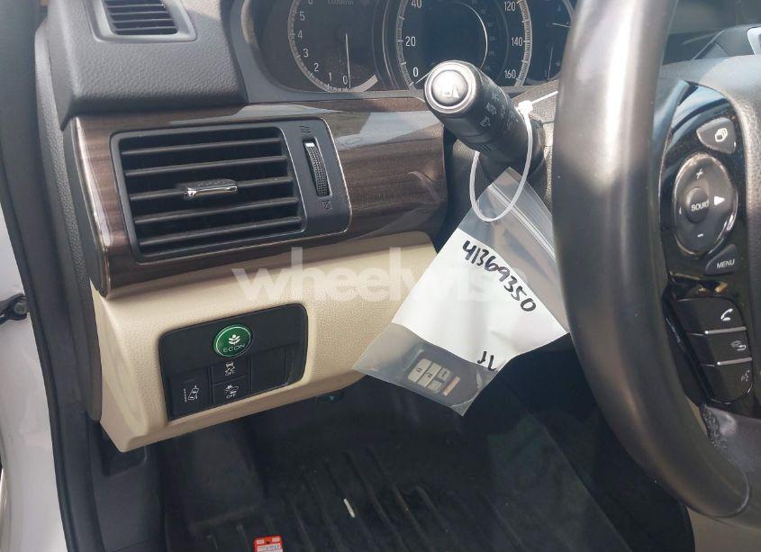 Photo 17 of 2016 Honda Accord EX-L V-6 (VIN 1HGCR3F05GA000609)