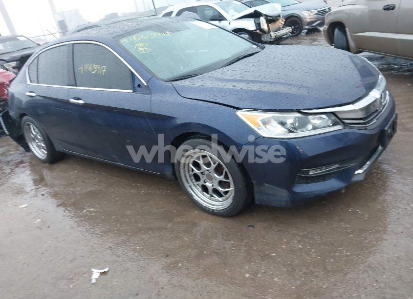 2016 Honda Accord EX-L V-6 (VIN 1HGCR3F05GA009911) main photo