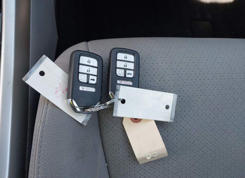 Photo 11 of 2017 Honda Accord EX-L V6 (VIN 1HGCR3F05HA037810)