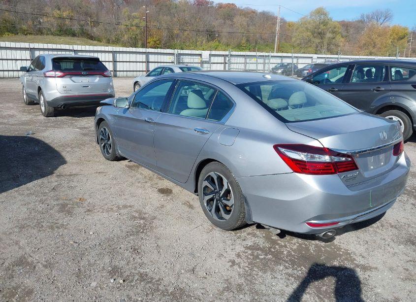 Photo 3 of 2017 Honda Accord EX-L V6 (VIN 1HGCR3F05HA037810)