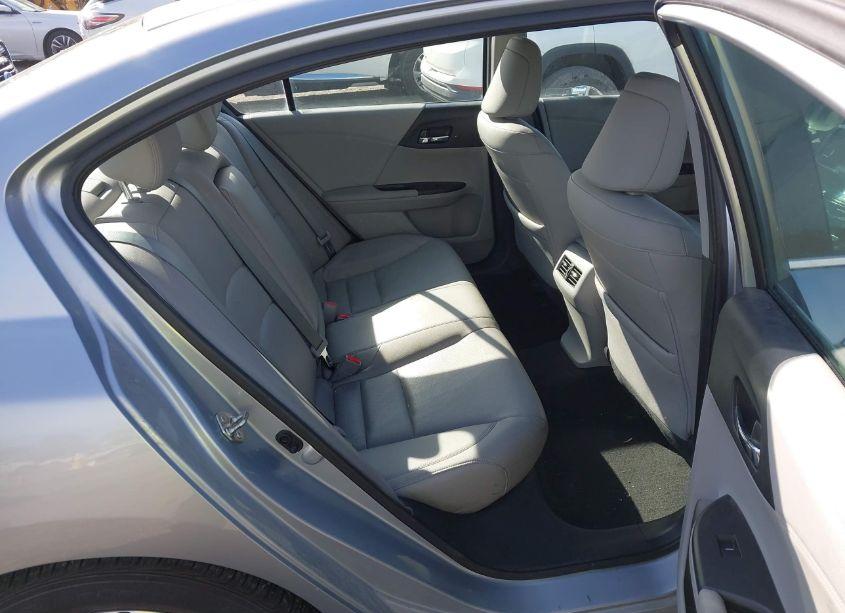 Photo 8 of 2017 Honda Accord EX-L V6 (VIN 1HGCR3F05HA037810)