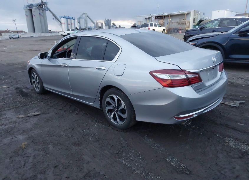 Photo 3 of 2017 Honda Accord EX-L V6 (VIN 1HGCR3F06HA026542)