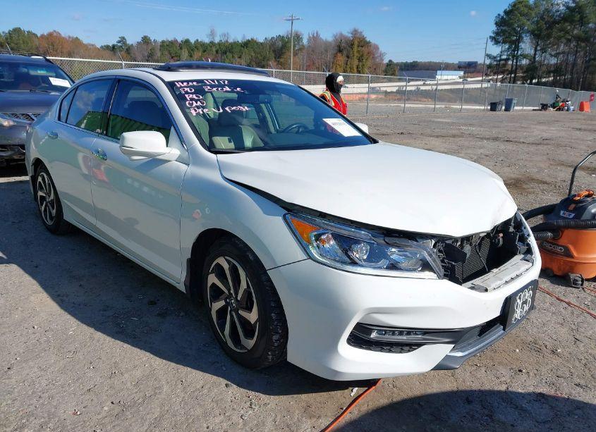 2016 Honda Accord EX-L V-6 (VIN 1HGCR3F08GA004668) main photo