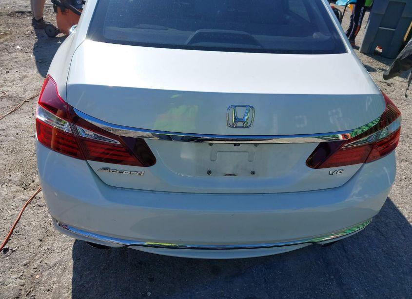 Photo 16 of 2016 Honda Accord EX-L V-6 (VIN 1HGCR3F08GA004668)