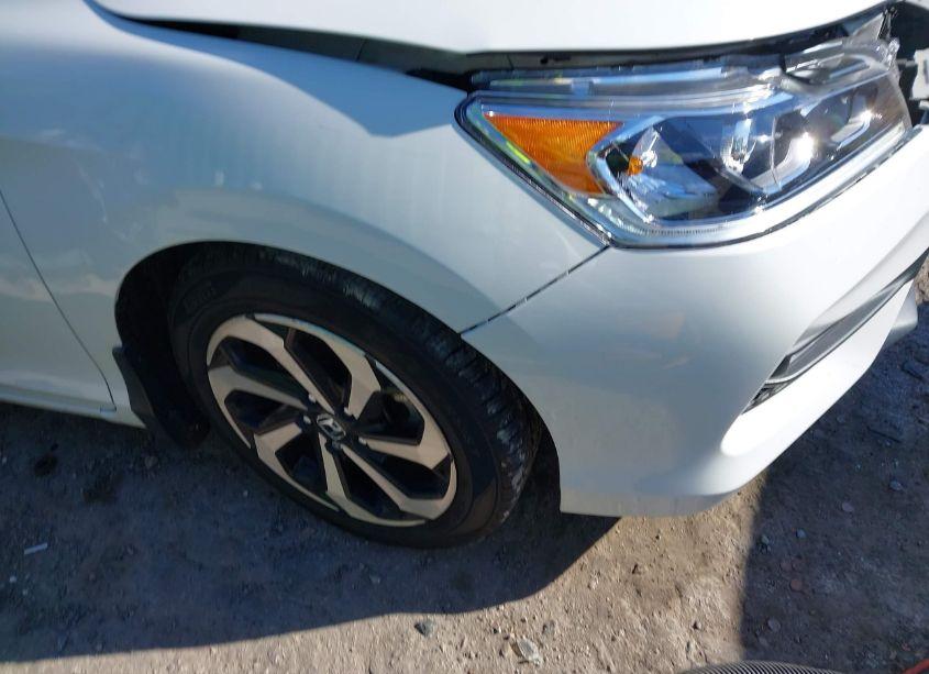 Photo 18 of 2016 Honda Accord EX-L V-6 (VIN 1HGCR3F08GA004668)