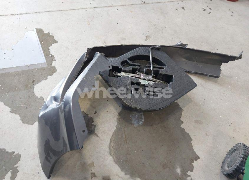 Photo 12 of 2016 Honda Accord EX-L V-6 (VIN 1HGCR3F08GA018246)