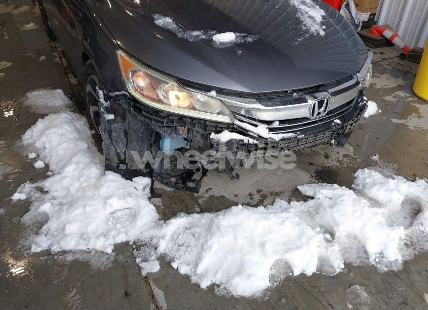 Photo 6 of 2016 Honda Accord EX-L V-6 (VIN 1HGCR3F08GA018246)