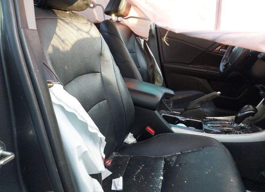 Photo 5 of 2016 Honda Accord EX-L V-6 (VIN 1HGCR3F08GA020997)