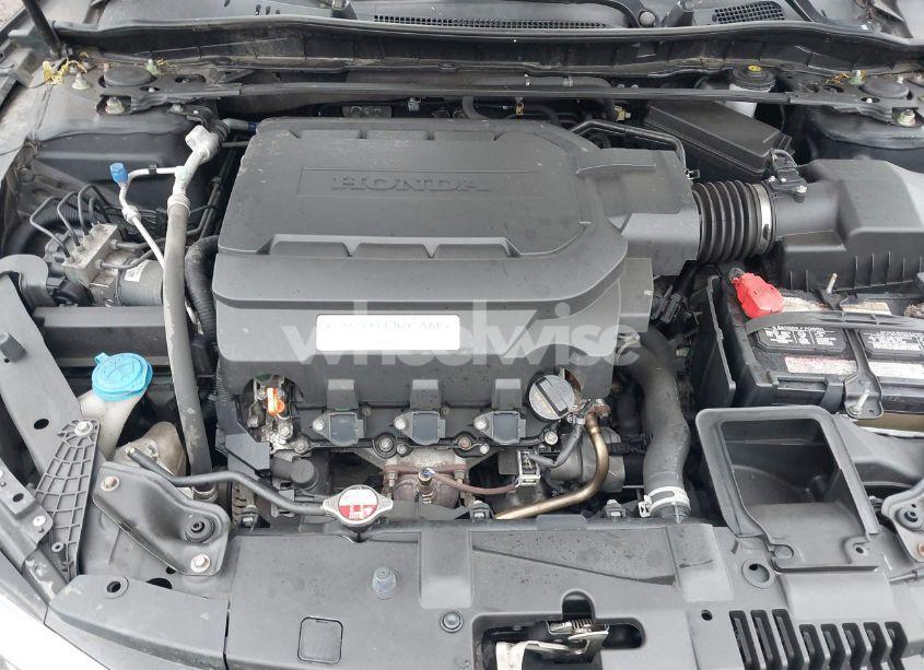 Photo 10 of 2016 Honda Accord EX-L (VIN 1HGCR3F08GA022944)