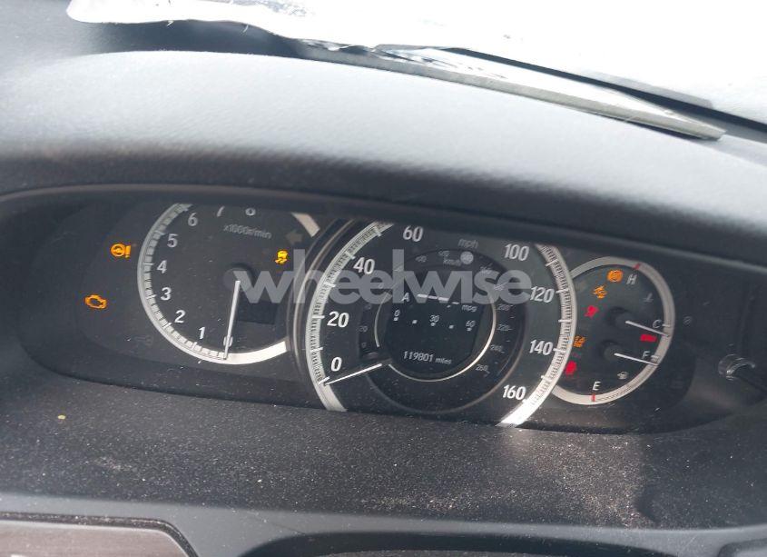 Photo 7 of 2016 Honda Accord EX-L V-6 (VIN 1HGCR3F08GA023012)