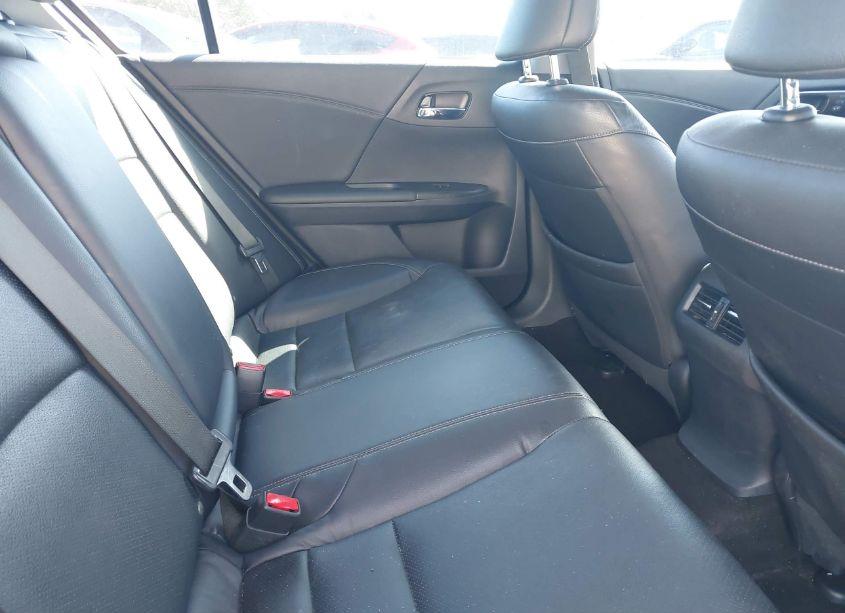 Photo 8 of 2016 Honda Accord EX-L V-6 (VIN 1HGCR3F09GA020538)