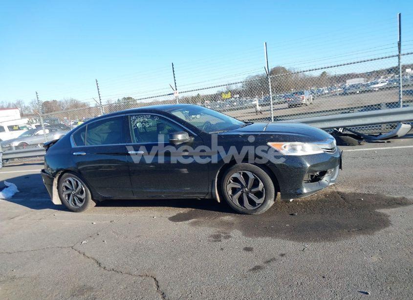 Photo 12 of 2017 Honda Accord EX-L V6 (VIN 1HGCR3F09HA002378)