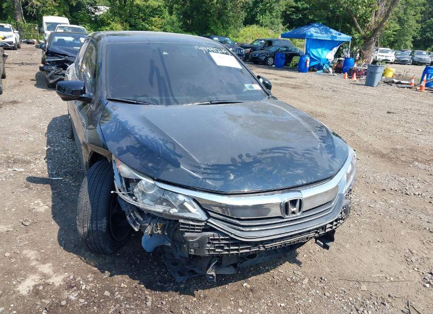 Photo 12 of 2017 Honda Accord EX-L V6 (VIN 1HGCR3F09HA007323)