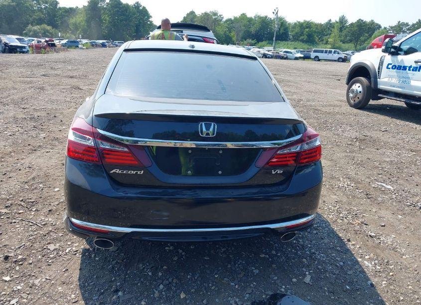 Photo 16 of 2017 Honda Accord EX-L V6 (VIN 1HGCR3F09HA007323)