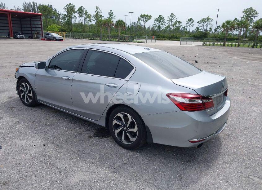 Photo 3 of 2016 Honda Accord EX-L V-6 (VIN 1HGCR3F0XGA022296)