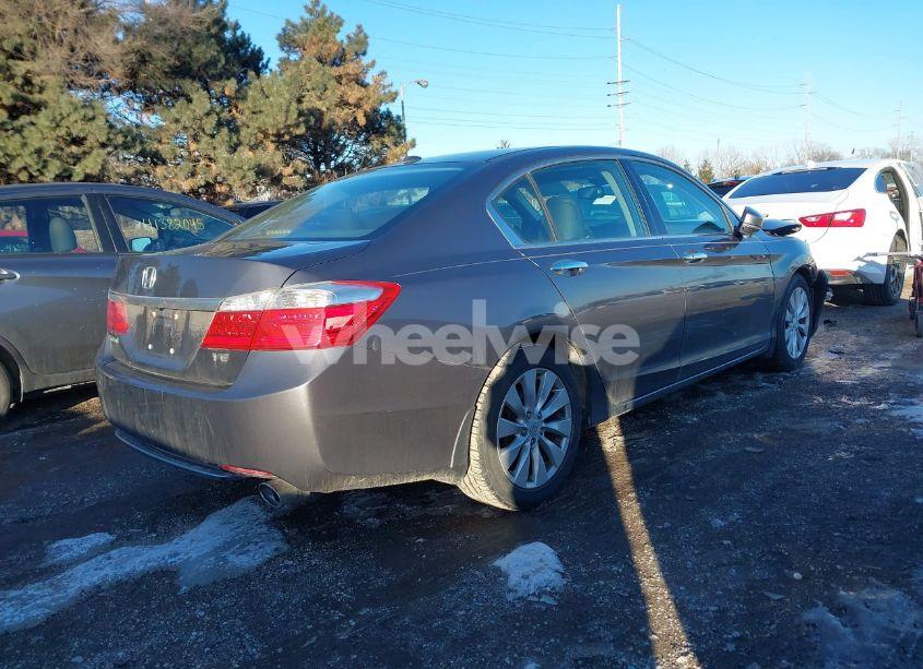 Photo 4 of 2013 Honda Accord EX-L V-6 (VIN 1HGCR3F80DA007856)