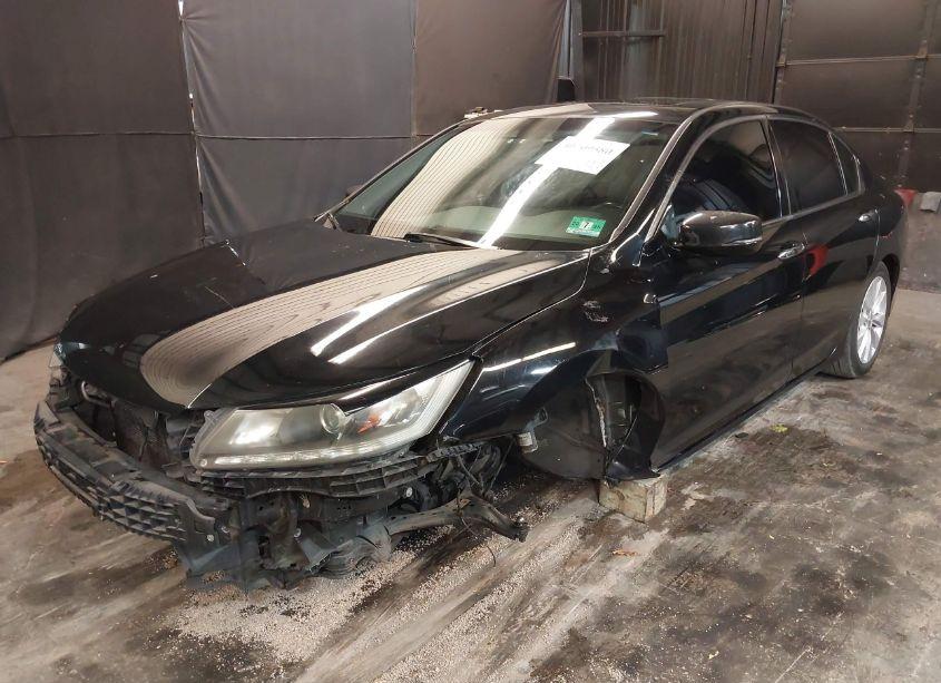 Photo 2 of 2013 Honda Accord EX-L V-6 (VIN 1HGCR3F80DA012796)