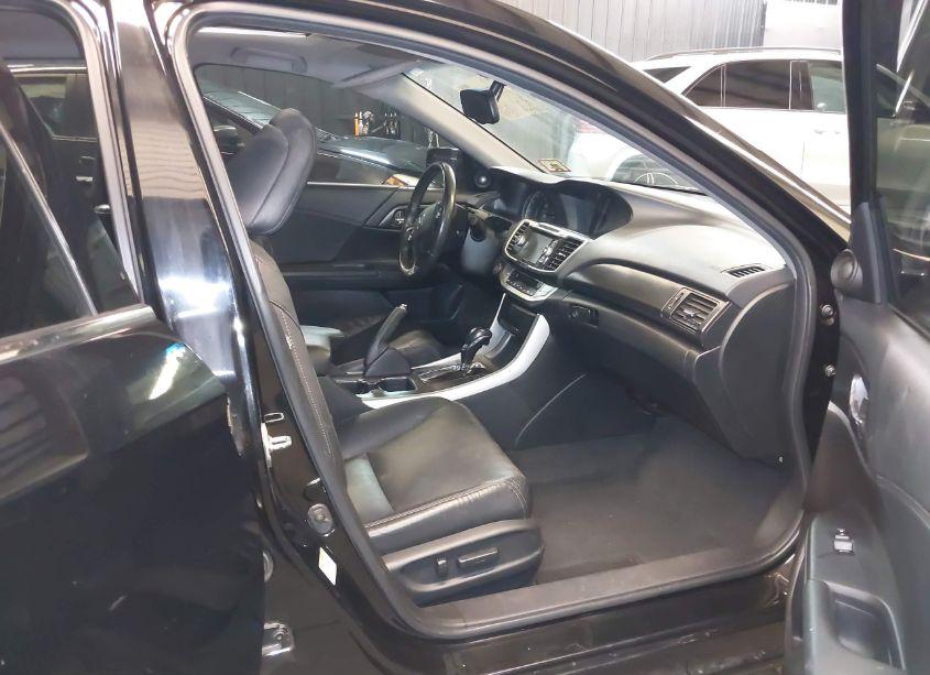 Photo 5 of 2013 Honda Accord EX-L V-6 (VIN 1HGCR3F80DA012796)