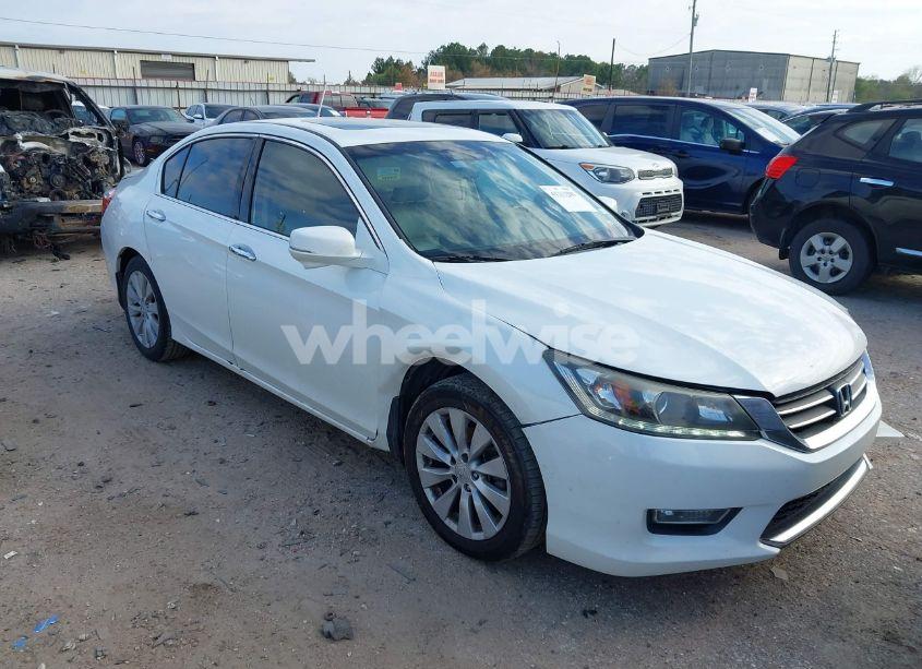 2013 Honda Accord EX-L V-6 (VIN 1HGCR3F80DA025824) main photo