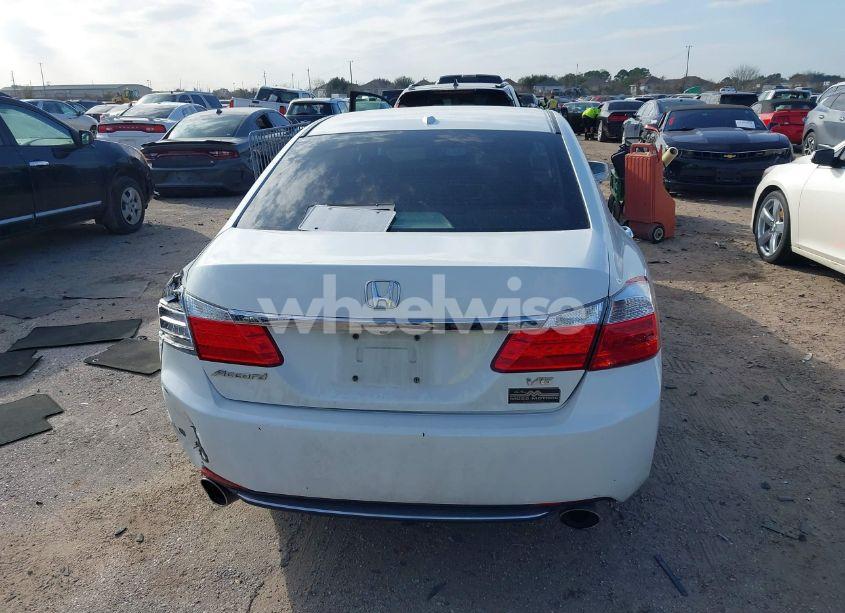 Photo 16 of 2013 Honda Accord EX-L V-6 (VIN 1HGCR3F80DA025824)