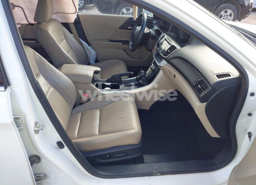 Photo 5 of 2013 Honda Accord EX-L V-6 (VIN 1HGCR3F80DA025824)